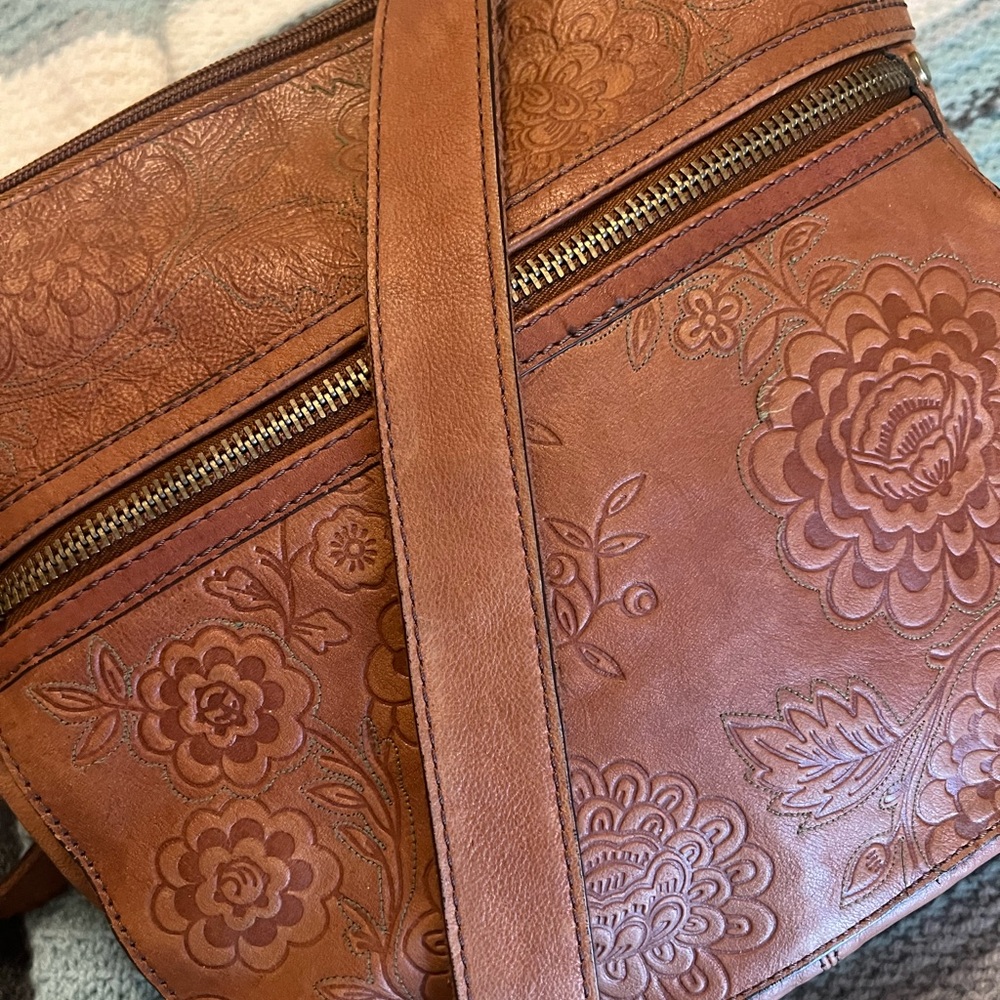 Fossil Sasha Floral Tooled Leather Crossbody Bag - British Tan - Picture 3 of 11